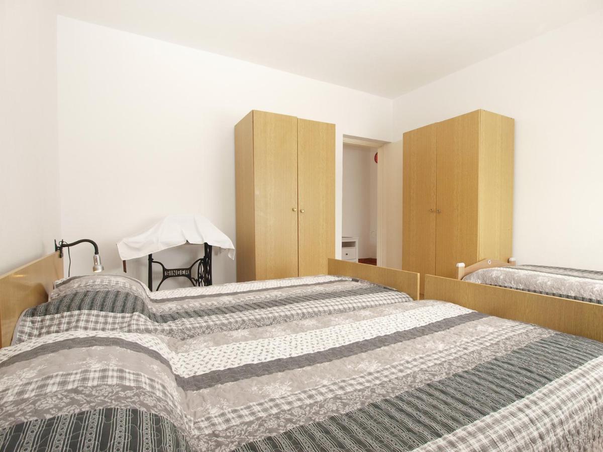 Apartment Slavica 2010 Пула Екстериор снимка