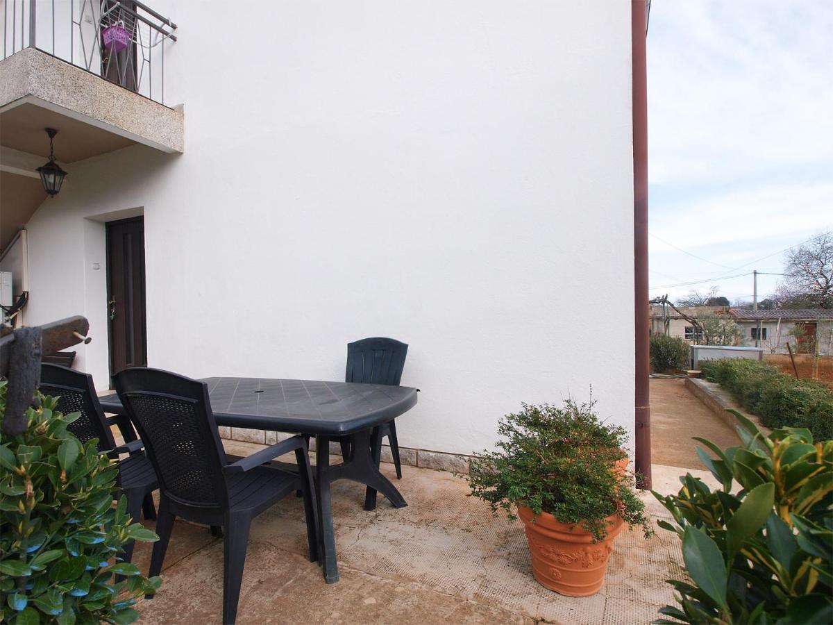Apartment Slavica 2010 Пула Екстериор снимка